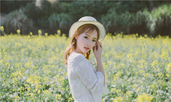 佛罗镇标题：想找个女人帮忙生孩子的有效解决方案，助您圆梦家庭